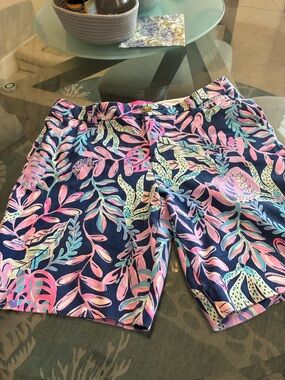 Navy Floral Print Women’s Lilly Pulitzer knit shorts